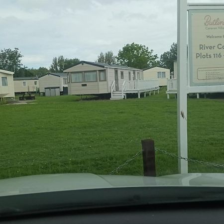 Butlins Minehead Caravan 120 River Cove Passes Included Hotel ภายนอก รูปภาพ